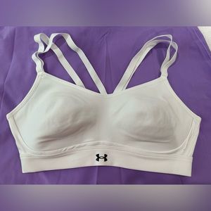 Under Armour Sports bra L